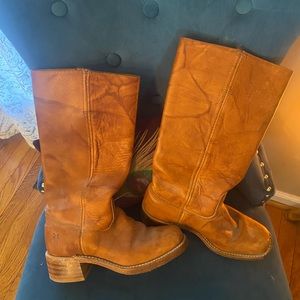Vintage Frye 14L  campus boots